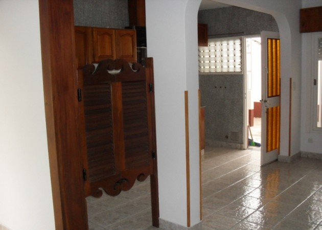 CASA INTERNA DE 2 DORMITORIOS EN VENTA