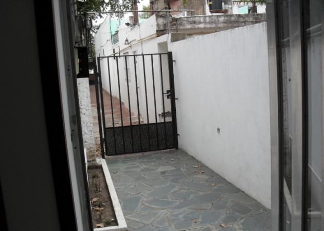 CASA INTERNA DE 2 DORMITORIOS EN VENTA