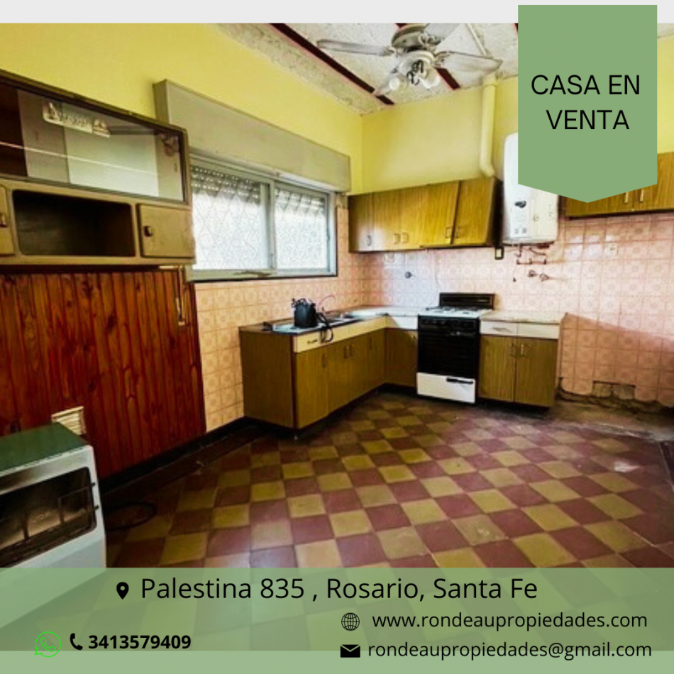 CASA DE DOS DORMITORIOS CON COCHERA EN VENTA