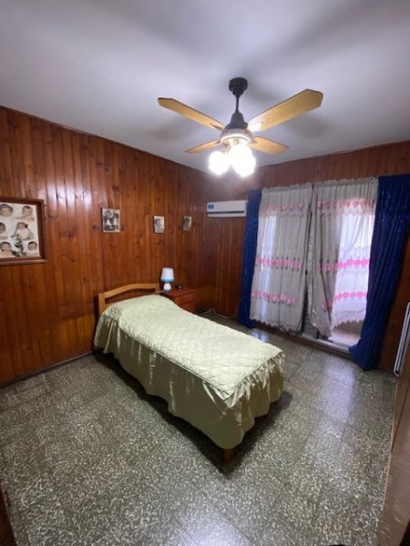 CASA DE 2 DORMITORIOS EN VENTA 