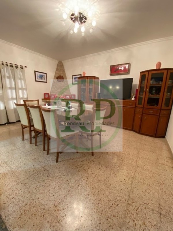 CASA DE 3 DORMITORIOS EN VENTA 