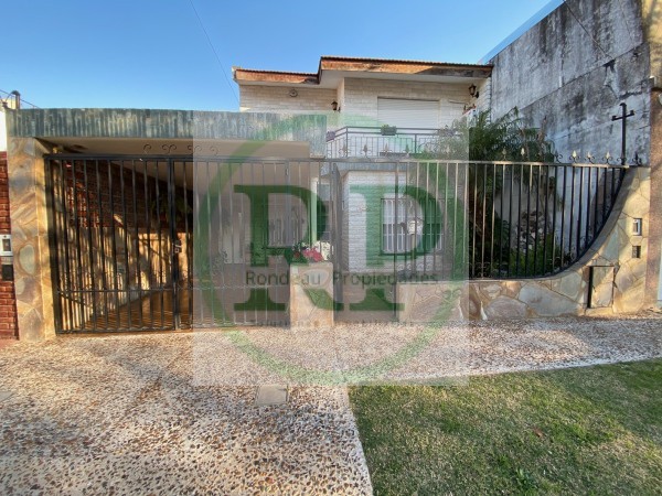 CASA DE 3 DORMITORIOS EN VENTA 