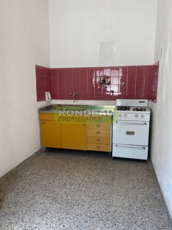 LOCAL COMERCIAL AL FRENTE CON DEPOSITO EN ALQUILER (JUNTOS O SEPARADOS)