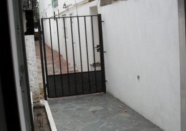 CASA INTERNA DE 2 DORMITORIOS EN VENTA