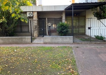 CASA DE 2 DORMITORIOS EN VENTA, BARRIO LA FLORIDA, ROSARIO