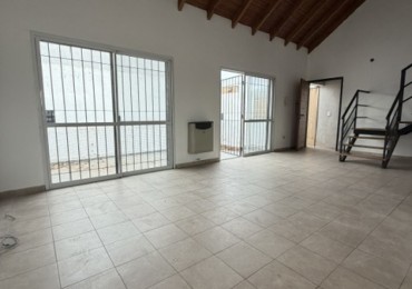 Duplex 2 Domitorios en Alquiler 